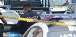 Asaltante apuñala a policía municipal en Xonaca Policía