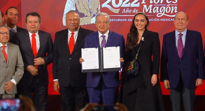 AMLO