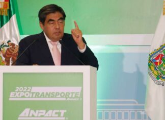 Barbosa buscará acuerdo para modernizar transporte público Barbosa