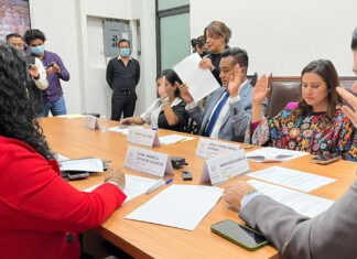 Atiende Comisión del Congreso peticiones ciudadanas Comisión