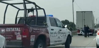 Policías recuperan tráiler robado en Periférico Ecológico Elementos