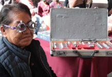 SEDIF y Beneficencia Pública entregan lentes en 32 municipios sedif