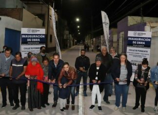 Entrega Paola Angon rehabilitación de calle 10 poniente