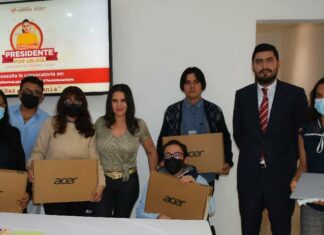 Norma Layón premia a los ganadores “Presidente por un día”