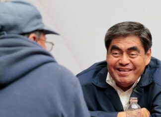 Barbosa refrenda su apoyo a personas con discapacidad en “Martes Ciudadano”