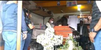 Dan el último adiós a madre buscadora asesinada en Puebla Madre