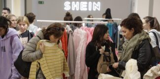 Greenpeace acusa a Shein por uso de sustancias textiles dañinas Greenpeace