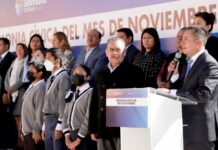 Encabeza Mundo Tlatehui ceremonia cívica del mes de noviembre
