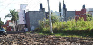 Calles sin pavimento y sin luminarias, denuncian en Granjas Puebla calles