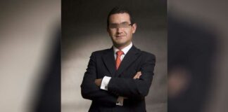 Abogado Fernando Urbano y su hermano, víctimas de ataque en Costco fernando