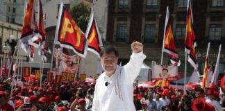 PT destapa a Fernández Noroña como su candidato a la presidencia en 2024