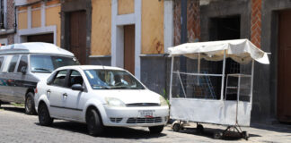 Más operativos contra doble fila en Centro Histórico, anuncia Rivera operativos