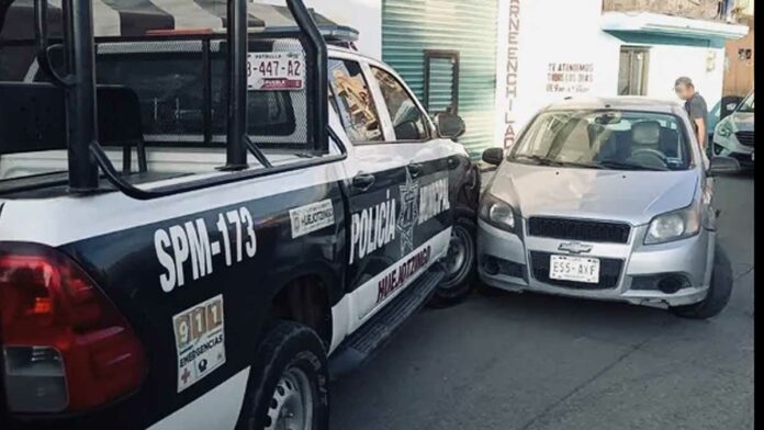 Policías