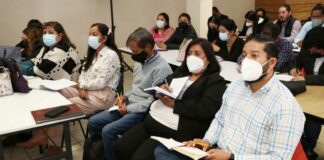 Capacitan a trabajadores de telesecundarias con talleres trabajadores