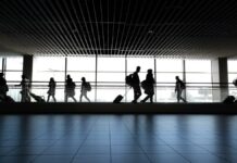 Aeropuertos de EU, a la normalidad tras tormenta Elliot Aeropuertos