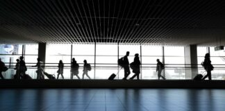 Aeropuertos de EU, a la normalidad tras tormenta Elliot Aeropuertos