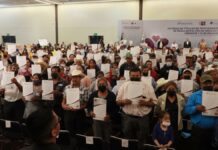 SEGOB entregó 3 mil 77 títulos de propiedad en un año SEGOB