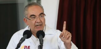 Secretario de Salud niega negligencia médica en atención a Miguel Barbosa Secretario