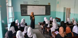 Afganistán prohíbe la educación universitaria para las mujeres