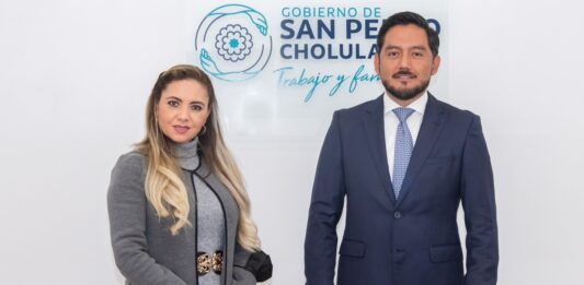 Paola Angon nombra nuevo secretario