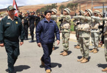 Detienen a presidente de Perú tras intento de disolver al Congreso presidente