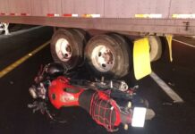 Tráiler da vuelta prohibida y motociclistas salen lesionados en Vía Atlixcáyotl Tráiler