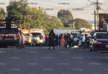 Riña en Xochimehuacán deja 2 heridos de bala