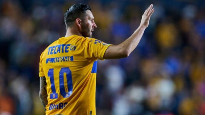 Gignac ingresa al Top 20 de máximos goleadores en México