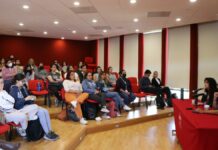 Ibero imparte plática “Hablemos de amor romántico” a alumnos de psicología