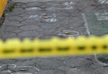 Hombre es asesinado a balazos en Tepeaca; su hija resultó herida Hombre