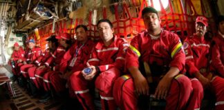 Turquía: Reciben con aplausos a rescatistas de Topos México Topos México