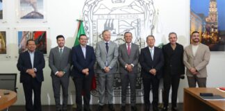 Comparece fiscal Gilberto Higuera ante el Congreso del Estado