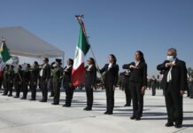 Sergio Salomón encabeza ceremonia por Día de la Bandera