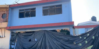 Urgen demolición de casa ante riesgo de colapso en Ampliación Reforma Sur Casa