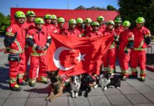Reconocen a rescatistas de la Cruz Roja en Puebla por su ayuda en Turquía