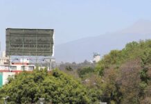 Piden auditar espectaculares con propaganda en Puebla espectacular