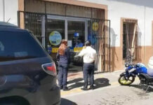 Gerente resulta herido de bala durante arresto en tienda de Chalchicomula gerente