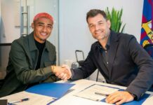 ¡Oficial! el mexicano Julián Araujo es nuevo jugador del Barcelona!