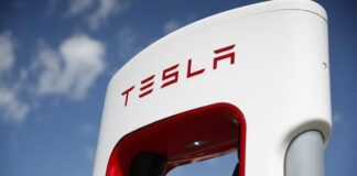 FBI investigará los ataques contra autos Tesla Tesla