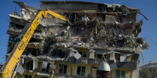 Suman 8 muertos y 294 heridos tras el nuevo terremoto en Turquía y Siria