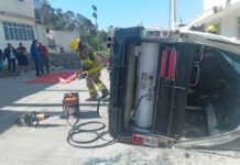Combi choca y deja 17 lesionados en colonia Moctezuma Combi