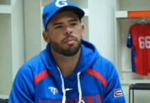 ¡Se queda en Miami! Pelotero cubano escapa tras eliminación en el WBC Cubano