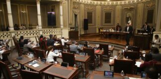 Avalan sanciones a funcionarios omisos con venta de licor en calles de Puebla Funcionarios