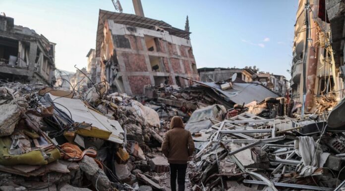 ONU: Reconstruir Turquía costará más de 100 mmdd ONU