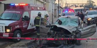 Muere conductor al chocar con camión en la federal a Tehuacán conductor