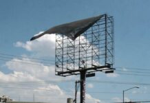 Por espectaculares irregulares multas de hasta 1.8 mdp; gobierno inicia retiro espectaculares