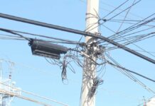 Retienen en Balcones del Sur a personal de GN y CFE para evitar corte de luz personal