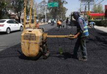 Realizan bacheo y renivelaciones en vialidades de Puebla por lluvias vialidades