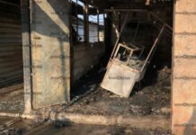 Incendio daña dos locales en Mercado de Balcones del Sur