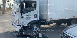 Motociclista choca contra camión de carga en Cuautlancingo Motociclista